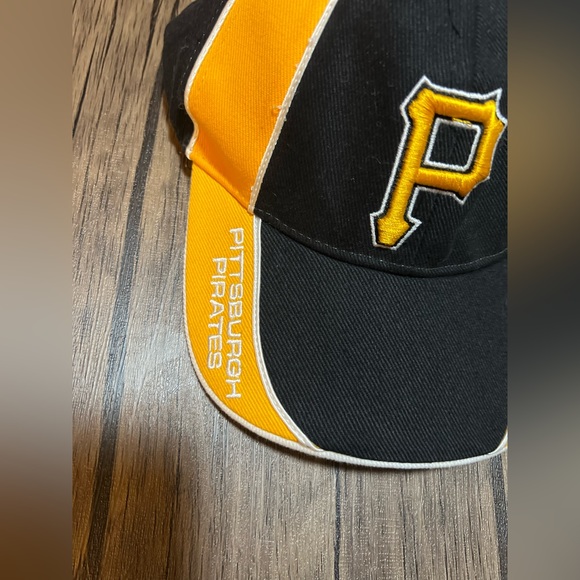 NWOT MLB Official MLB Genuine Merchandise Fan Favorite Pittsburgh Pirates Hat - Picture 2 of 6